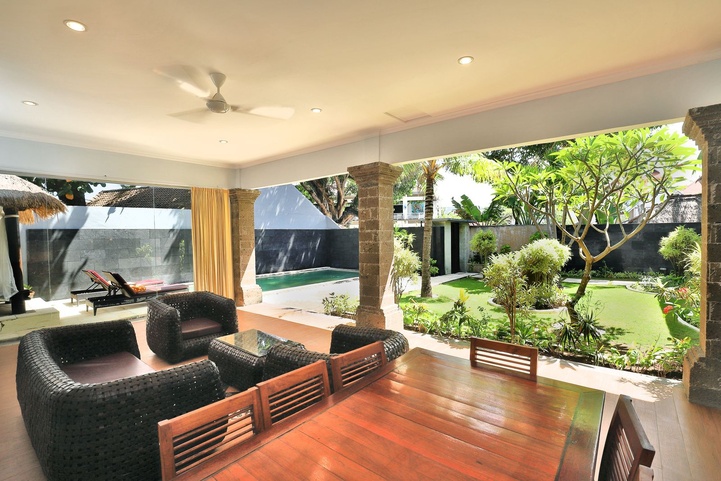 Puri Saron Hotel Seminyak